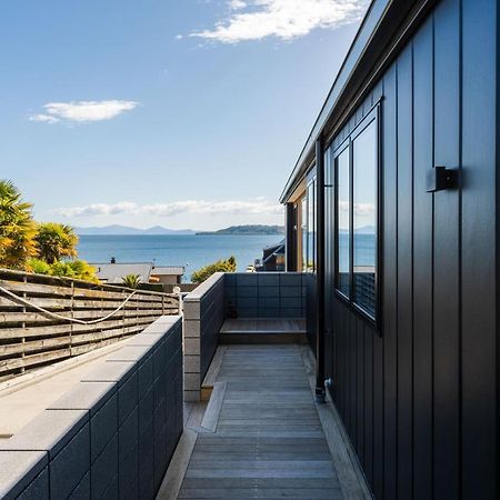 Lakeview Terrace - Taupo Holiday Home Bagian luar foto