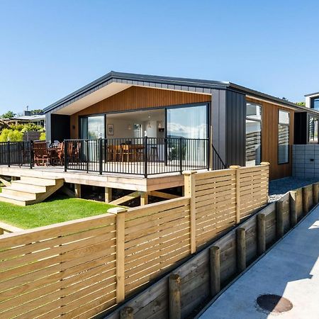 Lakeview Terrace - Taupo Holiday Home Bagian luar foto