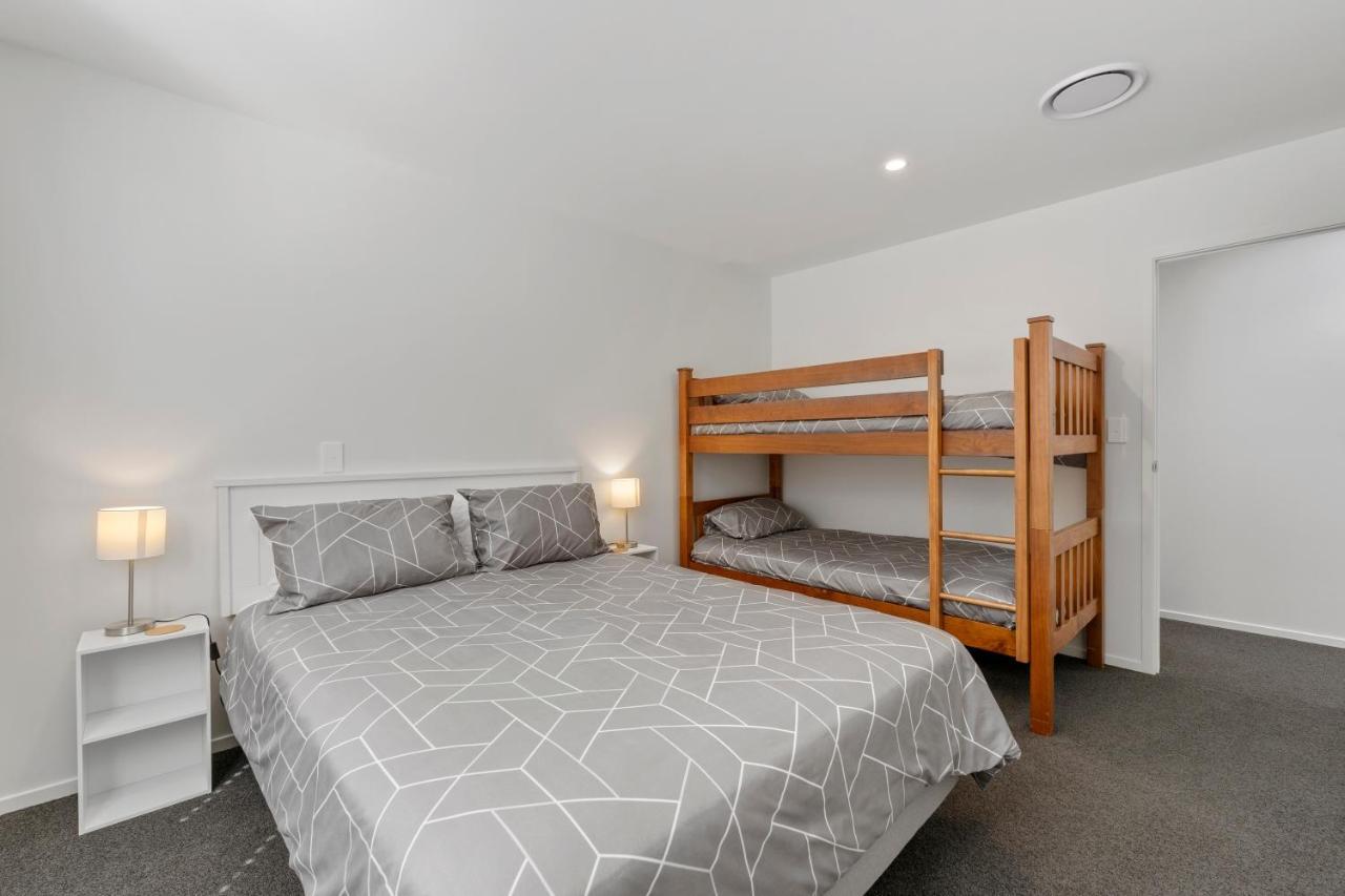 Lakeview Terrace - Taupo Holiday Home Bagian luar foto